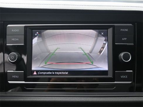 Used 2021 Volkswagen Jetta S image 3