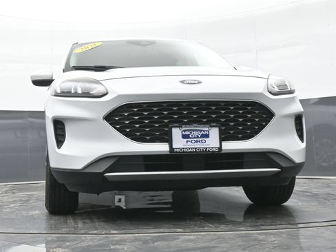 Used 2021 Ford Escape SE w/ Convenience Package FWD image 35