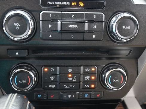 Used 2017 Ford F150 Lariat AWD/4WD image 24