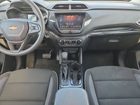 Used 2022 Chevrolet TrailBlazer LT w/ Convenience Package image 14