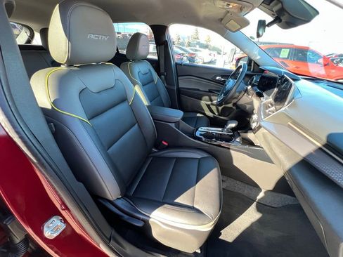 Used 2024 Chevrolet Trax ACTIV w/ Driver Confidence Package image 25