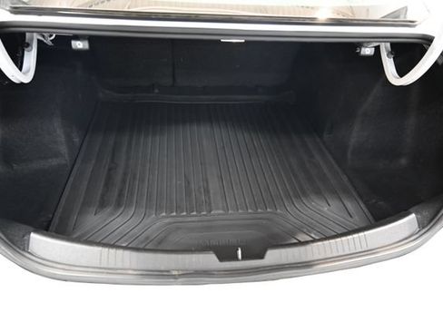 Used 2021 Chevrolet Malibu RS w/ LPO, Convenience Package 1 FWD image 26