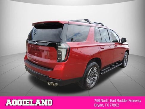 Certified 2025 Chevrolet Tahoe Z71 w/ Comfort Package AWD/4WD image 4