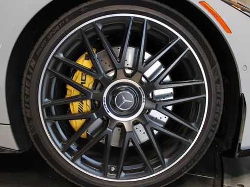 Used 2022 Mercedes-Benz SL 63 AMG 4MATIC image 41