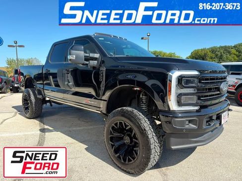 Used 2025 Ford F350 Platinum w/ FX4 Off-Road Package AWD/4WD image 1