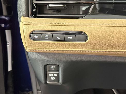 New 2025 INFINITI QX80 Sensory image 8