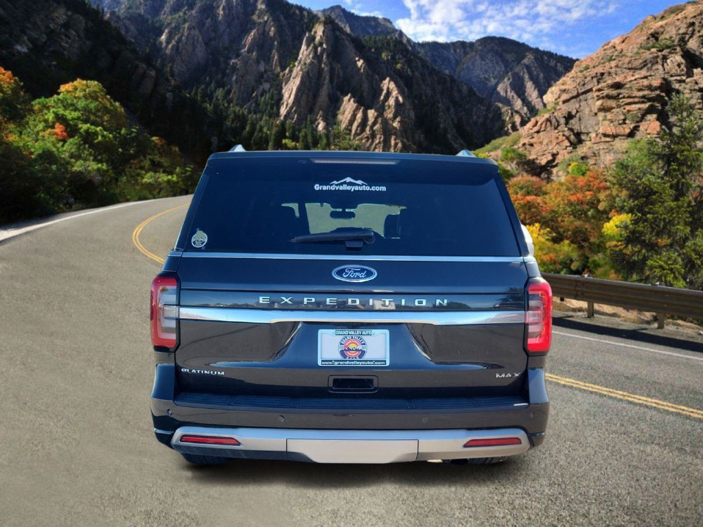 Used 2022 Ford Expedition Max Platinum AWD/4WD image 4