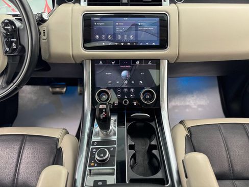 Used 2019 Land Rover Range Rover Sport HSE Dynamic image 20
