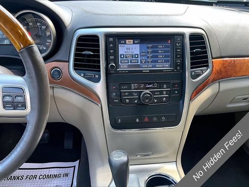 Used 2011 Jeep Grand Cherokee Overland AWD/4WD image 6