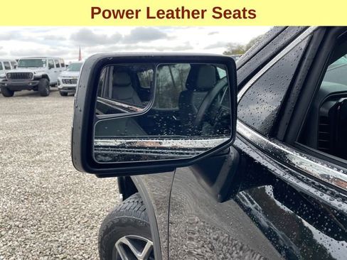 Used 2023 GMC Sierra 1500 SLT w/ SLT Premium Package AWD/4WD image 8