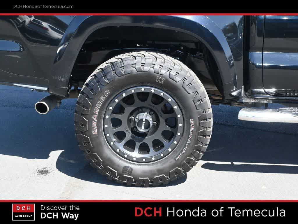 Used 2019 Toyota Tacoma SR5 RWD image 22