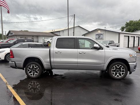 Used 2025 RAM 1500 Laramie AWD/4WD image 13