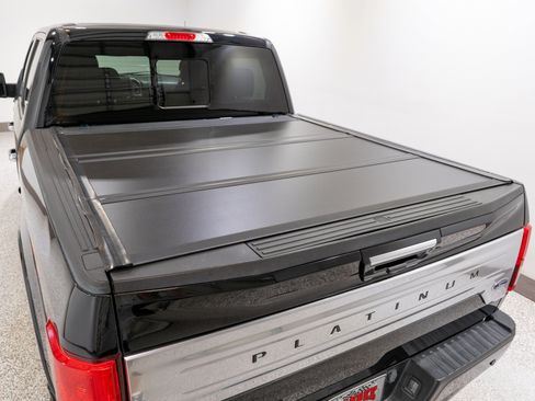 Used 2019 Ford F150 Platinum w/ Equipment Group 701A Luxury AWD/4WD image 11