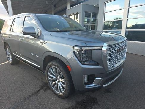 Used 2022 GMC Yukon Denali w/ Max Trailering Package AWD/4WD image 7