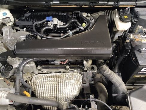 Used 2015 Nissan Rogue SL FWD image 30