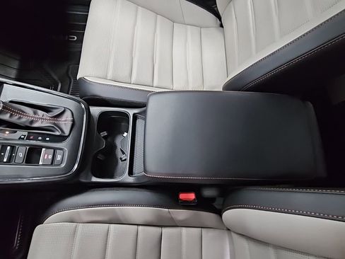 Used 2024 Honda CR-V Sport Touring image 25
