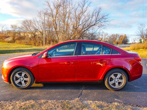 Used 2013 Chevrolet Cruze LT image 7