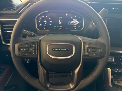 New 2026 GMC Sierra 2500 Denali Ultimate AWD/4WD image 39