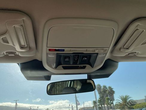 Used 2022 Subaru Forester Limited image 24