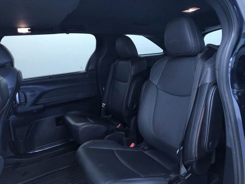 Certified 2021 Toyota Sienna XSE image 20