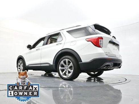 Used 2020 Ford Explorer Platinum w/ Premium Technology Package image 34