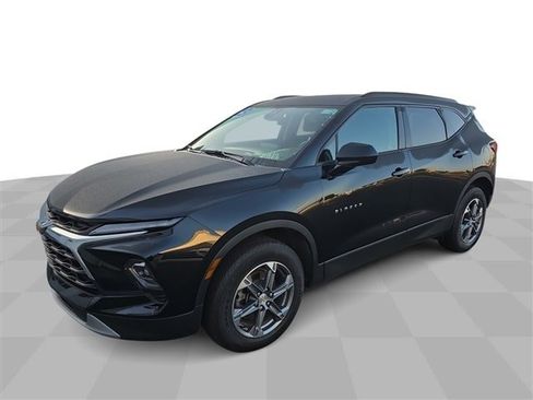 Certified 2023 Chevrolet Blazer LT w/ Convenience Package image 1