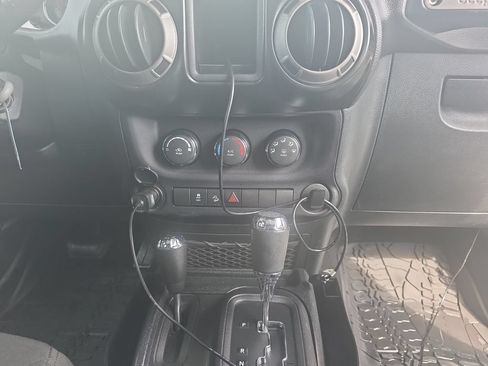 Used 2016 Jeep Wrangler Unlimited Sport w/ Connectivity Group AWD/4WD image 11