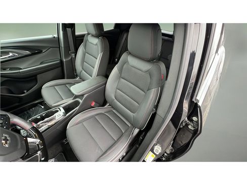 Certified 2023 Chevrolet TrailBlazer RS w/ Convenience Package image 24