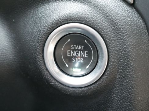 Certified 2022 Chevrolet Silverado 2500 LT w/ Convenience Package AWD/4WD image 30