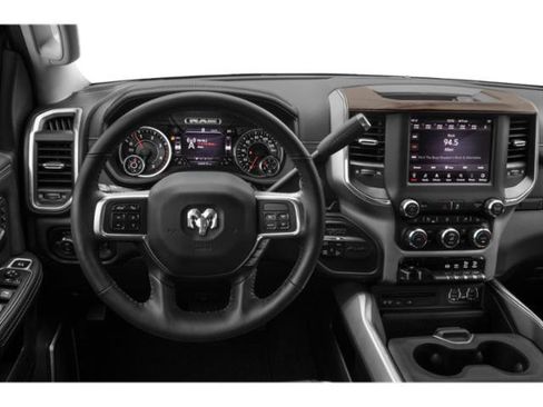 Used 2019 RAM 2500 Laramie AWD/4WD image 10