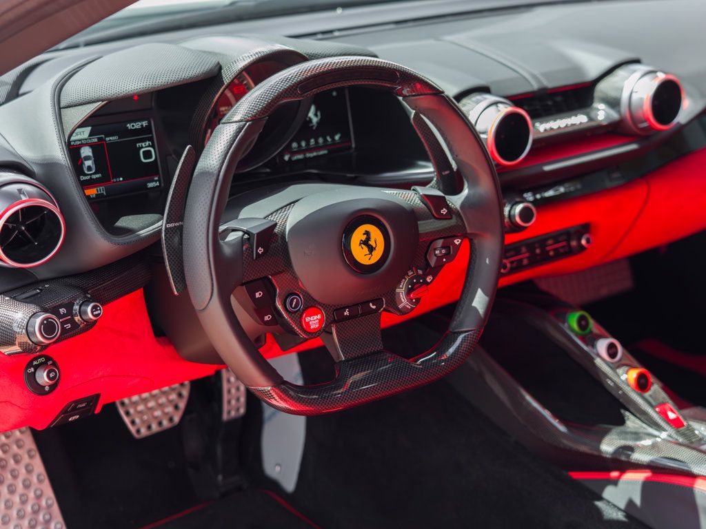 Used 2019 Ferrari 812 Superfast RWD image 7