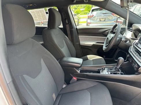 Used 2023 Jeep Compass Sport AWD/4WD image 15