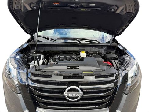 New 2025 Nissan Pathfinder SV w/ Black Appearance Package image 18