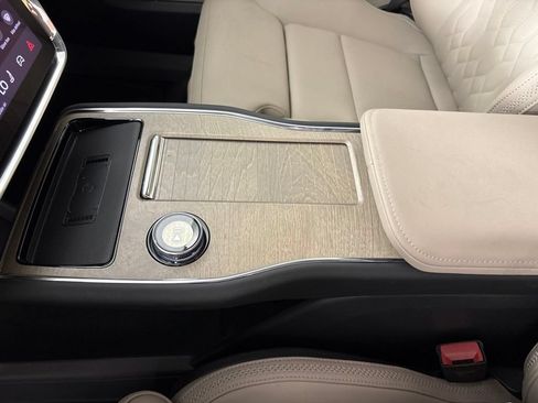 Used 2025 Volvo EX90 Plus AWD/4WD image 42
