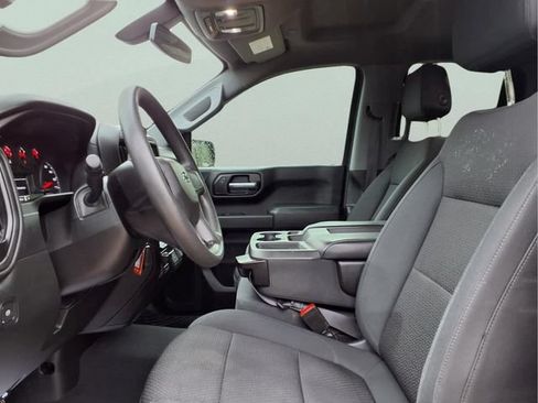 Used 2020 Chevrolet Silverado 1500 Custom Trail Boss w/ Custom Convenience Package AWD/4WD image 17