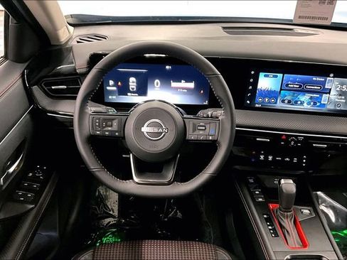 New 2025 Nissan Kicks SR w/ Illumination Package AWD/4WD image 21
