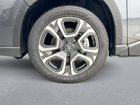 Used 2024 Subaru Ascent Touring AWD/4WD image 29