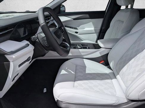 New 2026 Jeep Cherokee Overland w/ Advanced Pro Tech Group AWD/4WD image 4