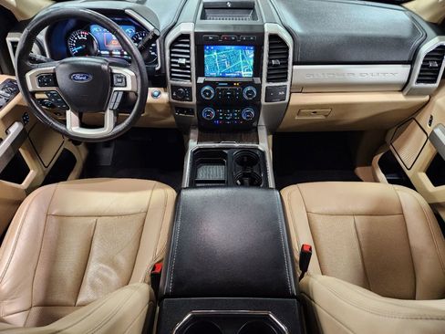 Used 2020 Ford F250 Lariat w/ Lariat Ultimate Package AWD/4WD image 47