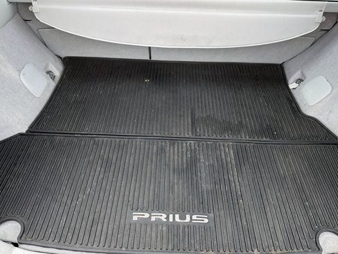 Used 2014 Toyota Prius Three w/ Solar Roof Package FWD image 17