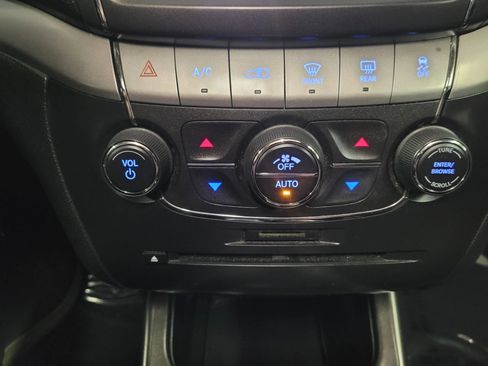 Used 2020 Dodge Journey Crossroad image 25