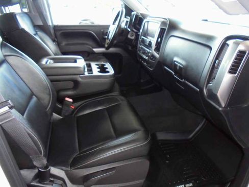 Used 2015 Chevrolet Silverado 1500 LT w/ LT Convenience Package AWD/4WD image 8