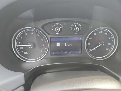 Used 2020 Buick Enclave Essence w/ Sound and Sites Package AWD/4WD image 22