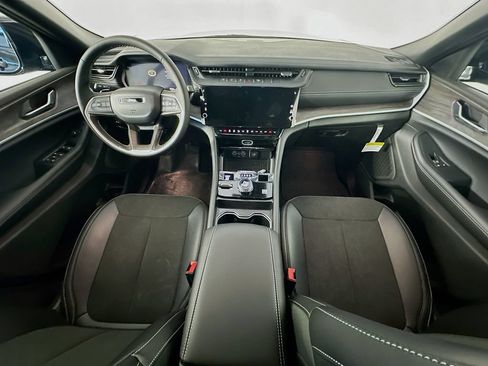 New 2026 Jeep Grand Cherokee L 4WD image 9