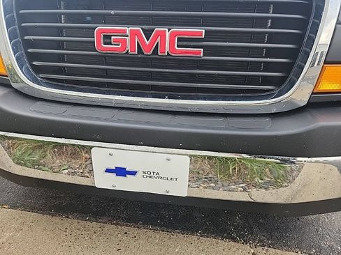 Used 2023 GMC Savana 2500 w/ Driver Convenience Package RWD image 15