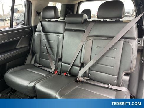 Used 2024 Hyundai Santa Fe Limited image 14