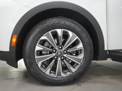 Used 2024 Buick Envision Preferred AWD/4WD image 30