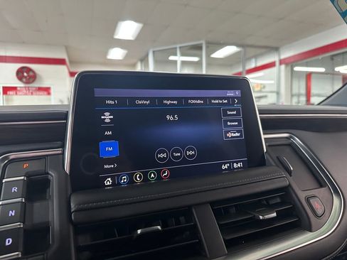 Used 2021 Chevrolet Suburban LT w/ Rear Media and Nav Package AWD/4WD image 23