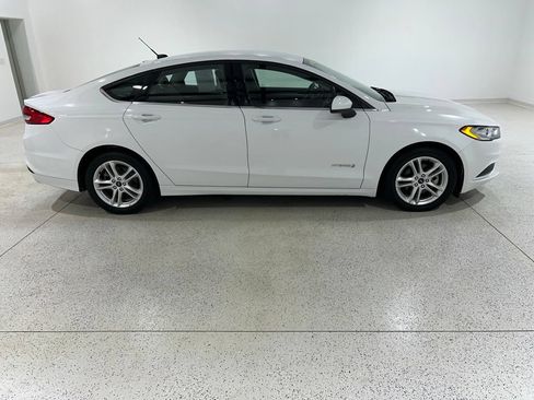 Used 2018 Ford Fusion S FWD image 6