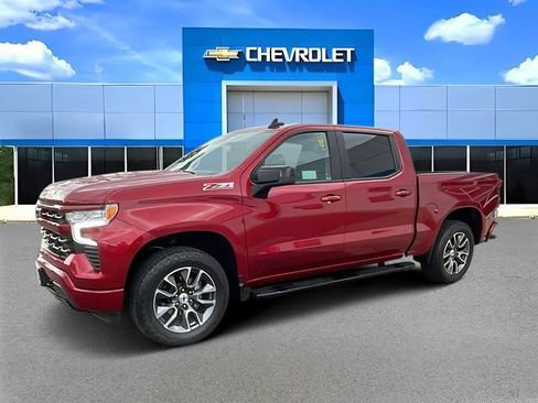 Used 2023 Chevrolet Silverado 1500 RST AWD/4WD image 7